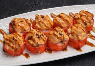 Запеченный ролл с лососем 240гр